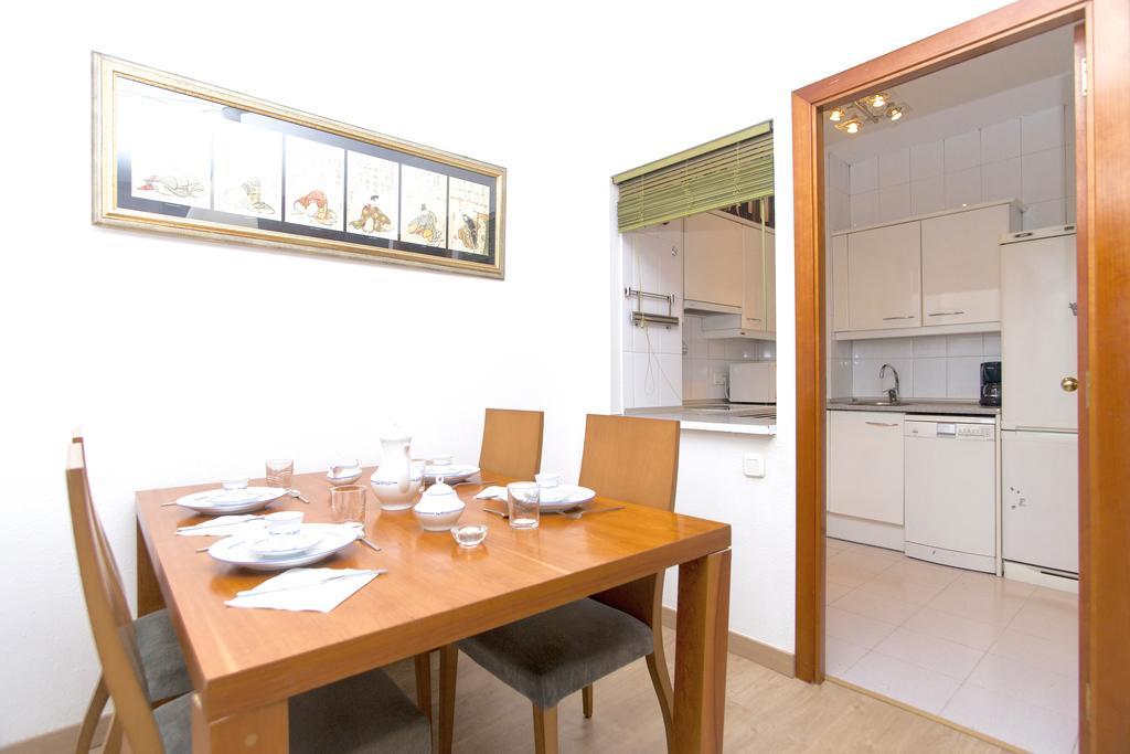 Apartment Bright Sagrada Familia Barcellona Camera foto
