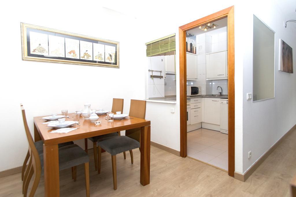 Apartment Bright Sagrada Familia Barcellona Esterno foto